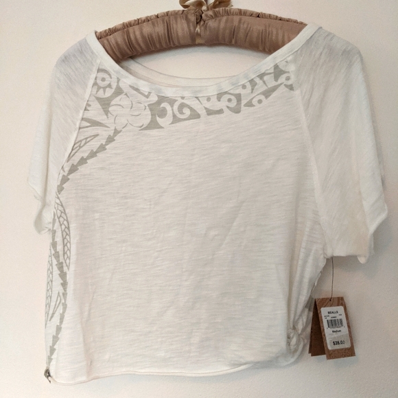 2/$15 Exposed Back Crop Tee by Maori Hook - Picture 2 of 6